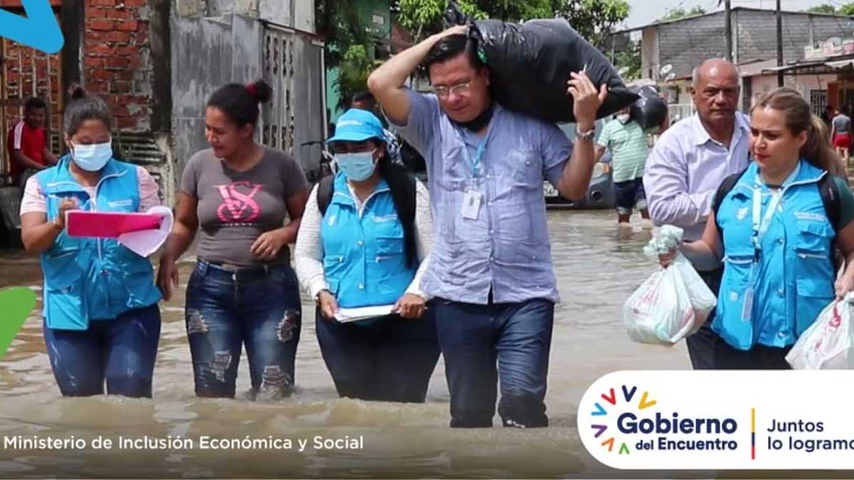 MIES ENTREGA AYUDA HUMANITARIA A 25 FAMILIAS AFECTADAS POR INUNDACIONES EN JUJAN