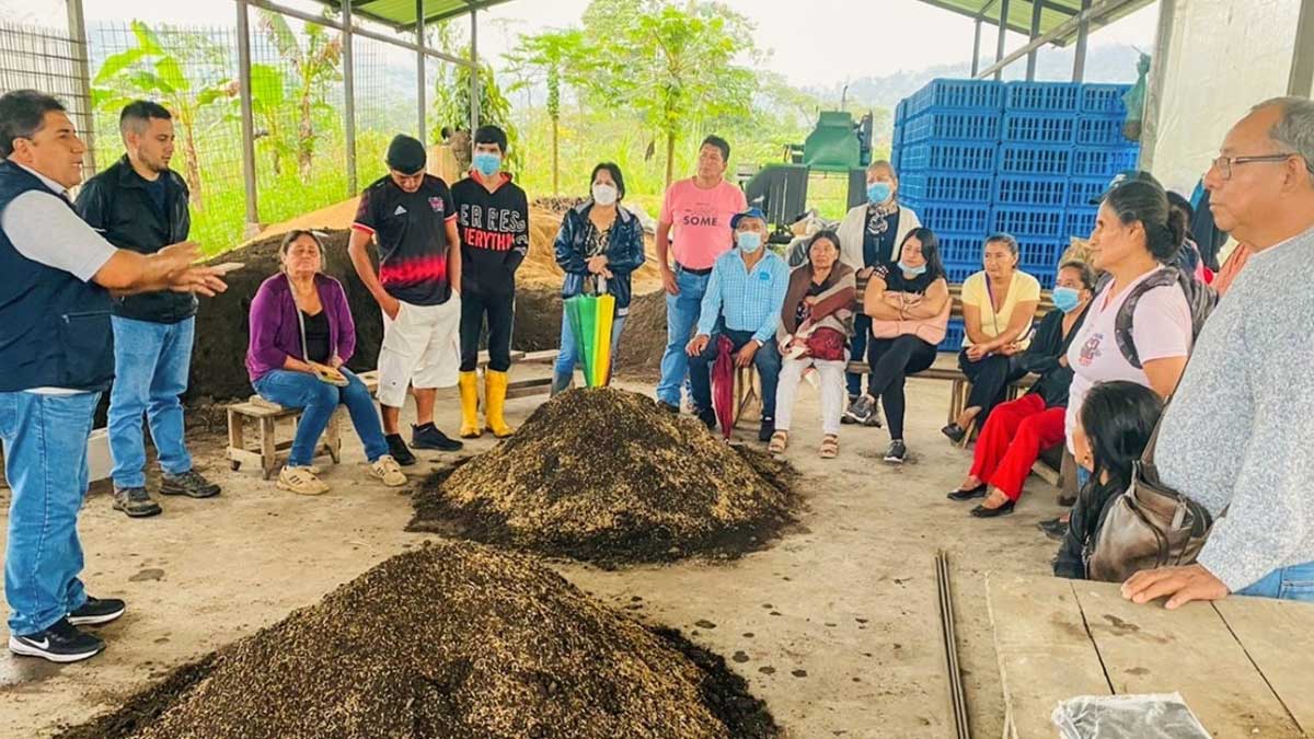 Alumnos de las escuelas de campo visitaron los Viveros del Gobierno Provincial