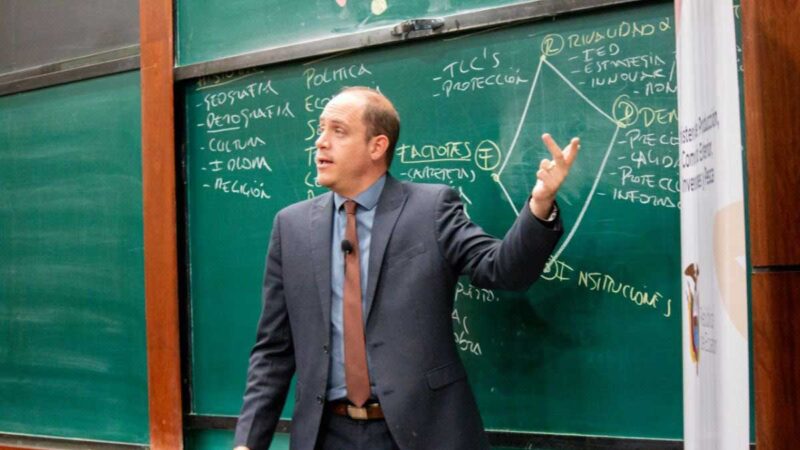 El Gobierno y la academia se articulan para conformar el Club Productivo Ecuador