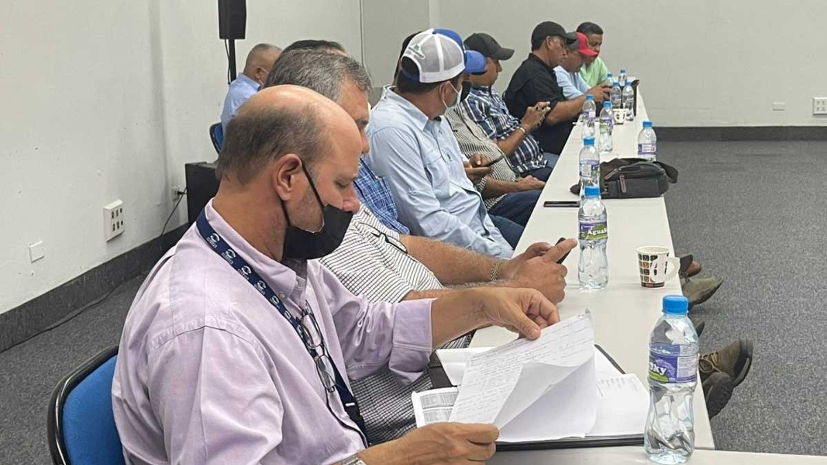 Gobierno y productores continúan con búsqueda de alternativas para la producción de arroz