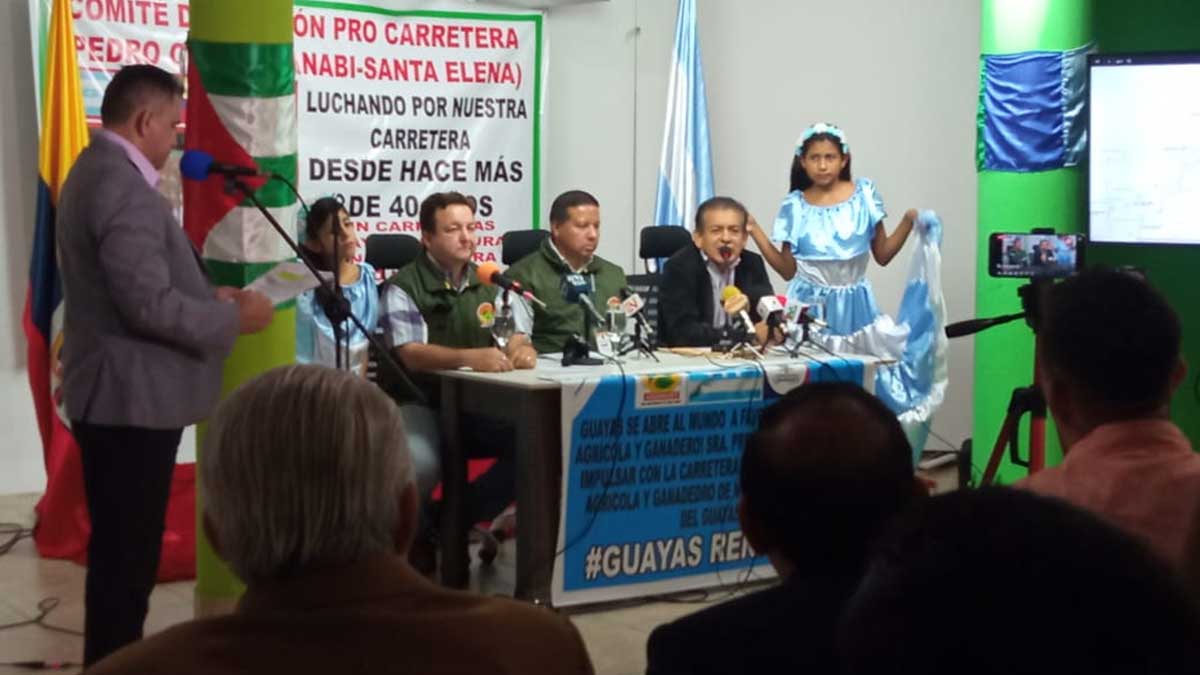 Agricultores promueven proyecto vial interprovincial