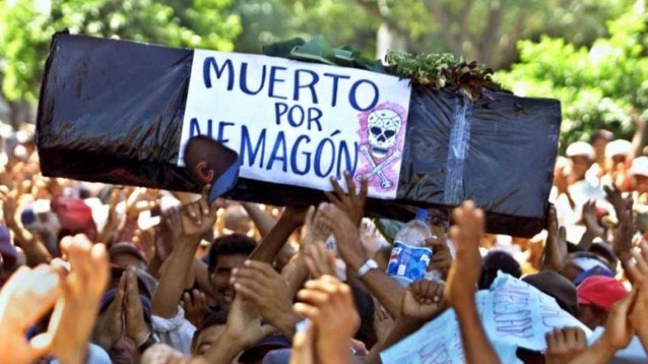 Justicia francesa rechaza demanda de exbananeros nicaragüenses víctimas de pesticidas