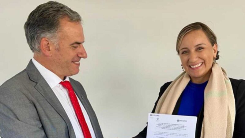 Prefecta Johana Núñez firma carta de intención con el Gobierno de Uruguay