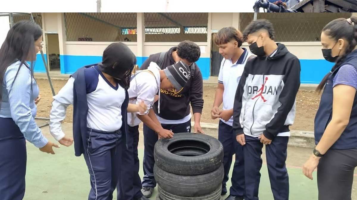 Prefectura fomenta la cultura ambiental en estudiantes
