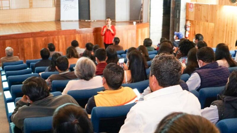 Prefectura participó del Foro “Regional Sierra” organizado por CONGOPE