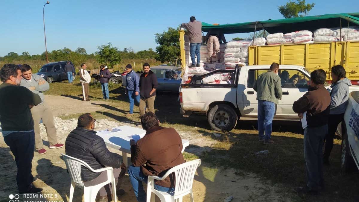 Se entregó 30 toneladas de azúcar a productores apícolas en situación de emergencia climática