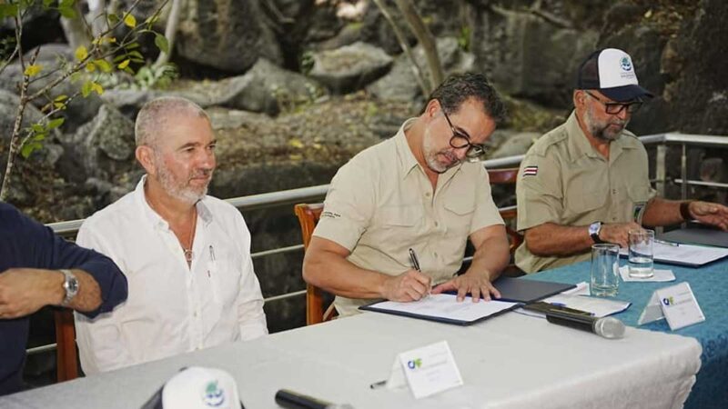 Se firma convenio para ejecutar proyectos ambientales
