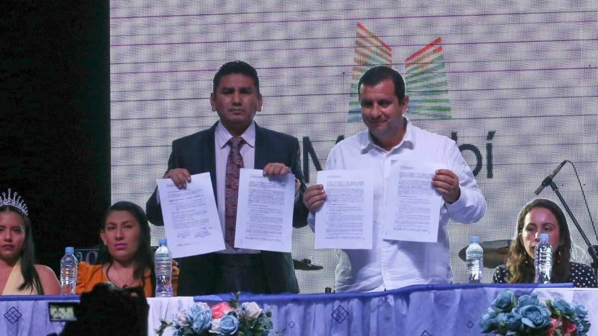 ¡En Puerto López se vive la fiesta de las ballenas jorobadas!