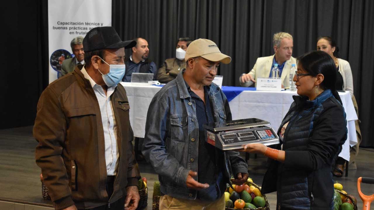 Centros de acopio son beneficiados con equipos técnicos