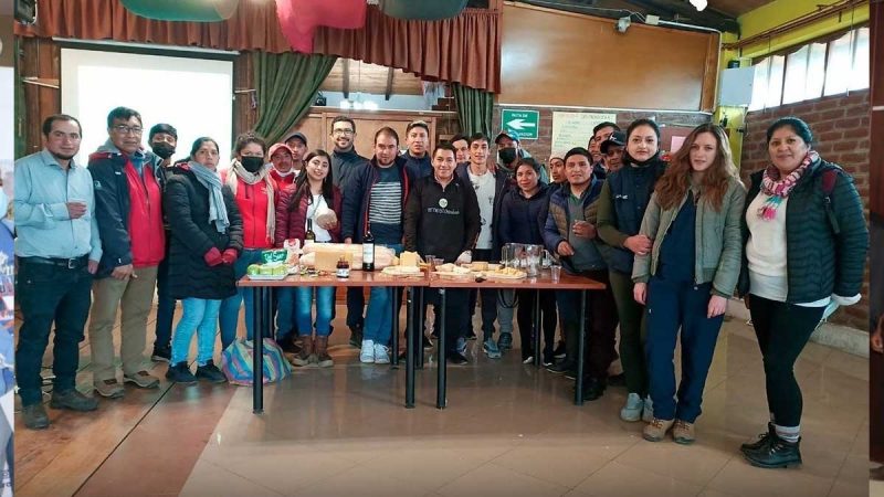 GAD Provincial junto a GIZ fortalece el sector lechero