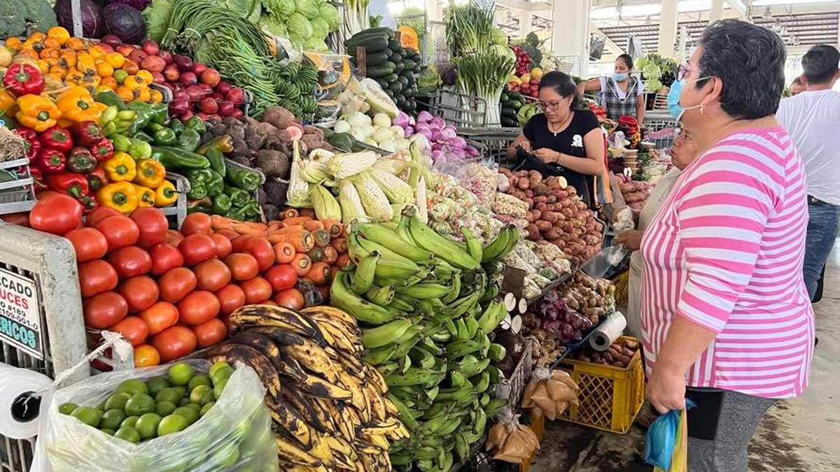 Productos de la Sierra escasean y otros se encarecen en mercados de Guayaquil