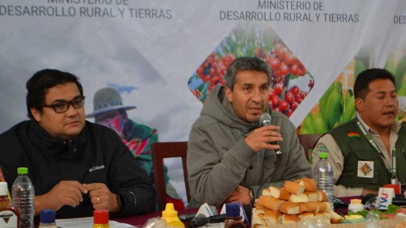 SENASAG controla embutidoras en San Juan