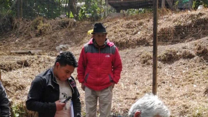 Gobierno entrega equipamiento de riego tecnificado a pequeños productores