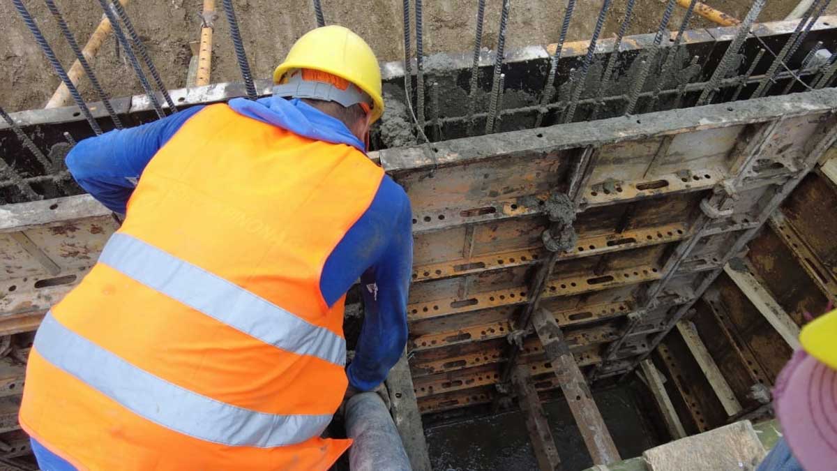 Prefectura sigue trabajando en el sistema de riego La Pipona