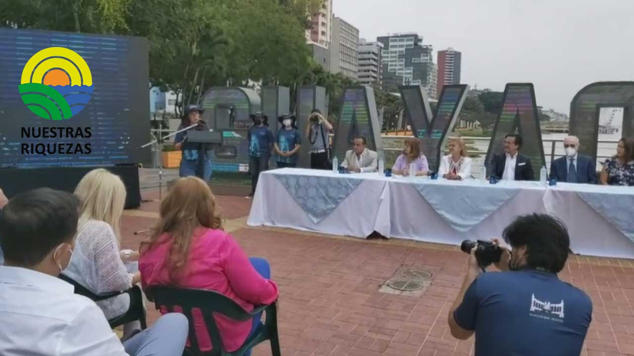 Guayaquil resalta el turismo con el proyecto “El Malecón brilla en la historia”