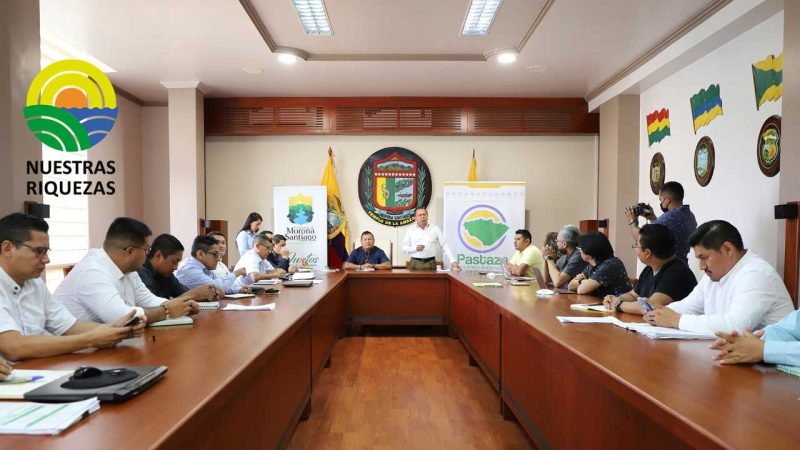 Prefecturas de Morona Santiago y Pastaza analizan propuesta para constituir el primer corredor ecológico Llanganates
