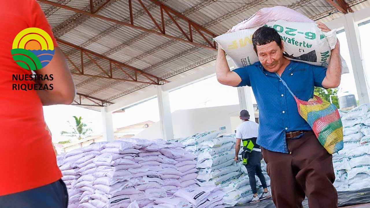 Productores de San miguel reciben insumos agrícolas