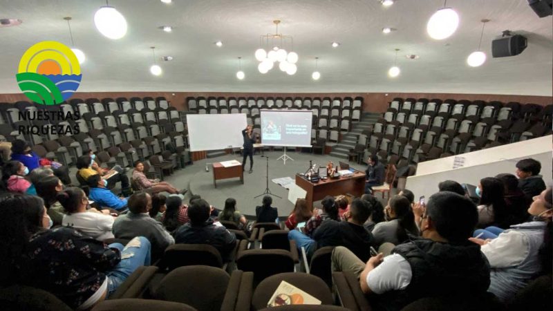 Productores, emprendedores y artesanos son capacitados