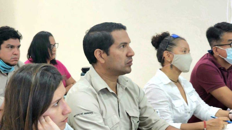 Se socializa el manual de operaciones para la administración del Fondo de la Reserva Marina de Galápagos