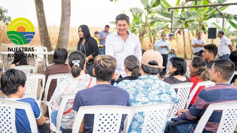 Prefectura de la Provincia de Los Rios fortalece produccion agricola de Nueva Esperanza.