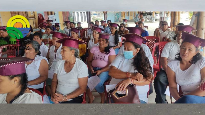 MAG gradúa a 76 productores de la Agricultura Familiar Campesina