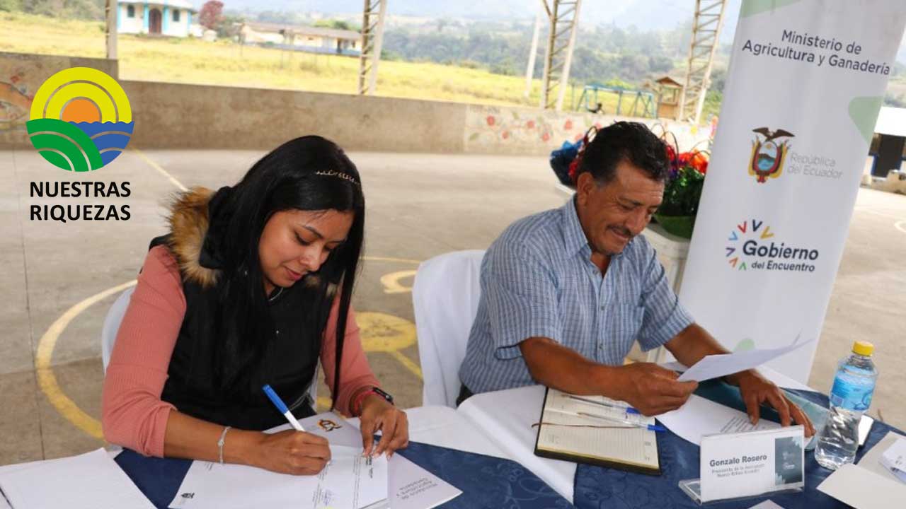Cuarenta familias integrantes de la Asociación de Participación Social Nuevo Bilbao