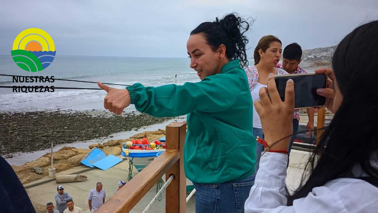 ¡EN POCOS DÍAS ESTARÁ LISTO! El mirador del malecón de Santa Marianita que construye la Prefectura tiene 90% de avance