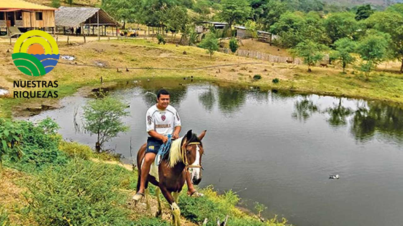 ALBARRADAS RENUEVA LA ESPERANZA DE VARIAS COMUNIDADES DEL CANTÓN PICHINCHA 