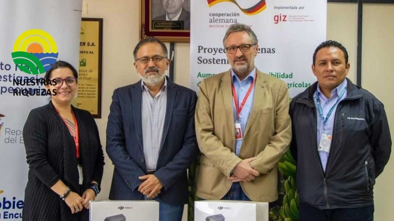 Iniap recibe equipos tecnológicos 