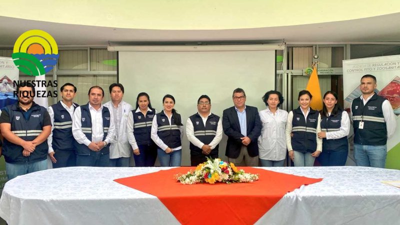Agrocalidad en Loja realizo la entrega de 8 certificaciones en predios libres de brucelosis y tuberculosis