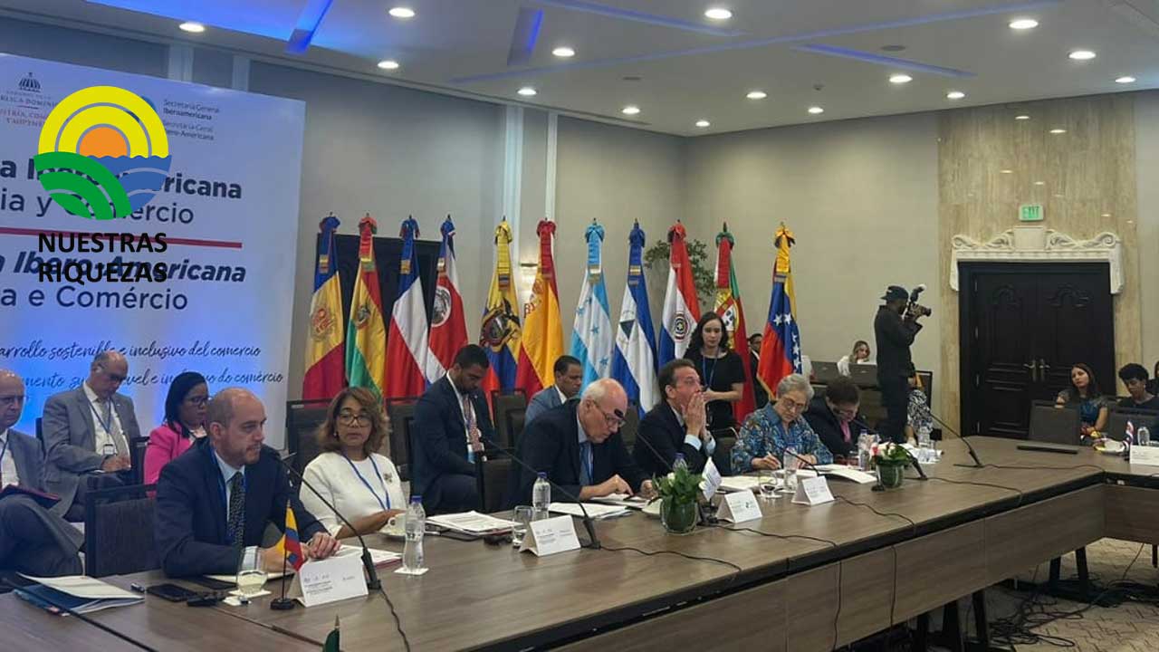 El ministro de producción Jose Prado