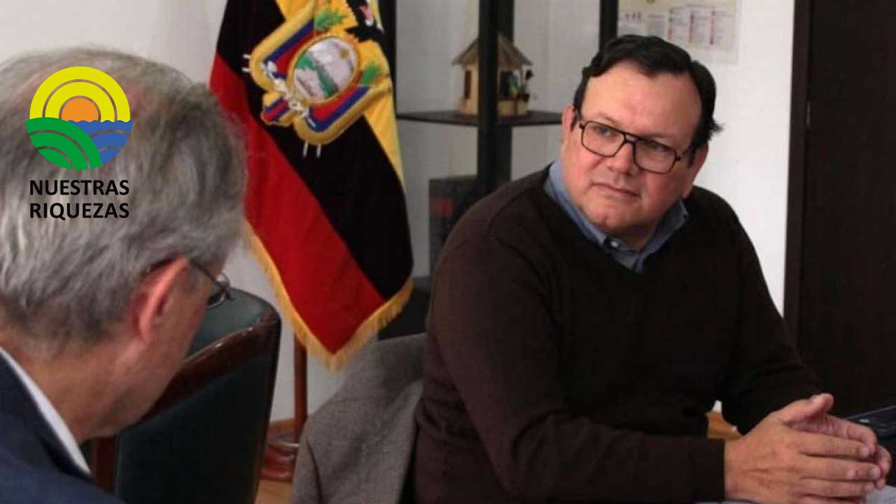 Bernardo Manzano deja el Ministerio de Agricultura