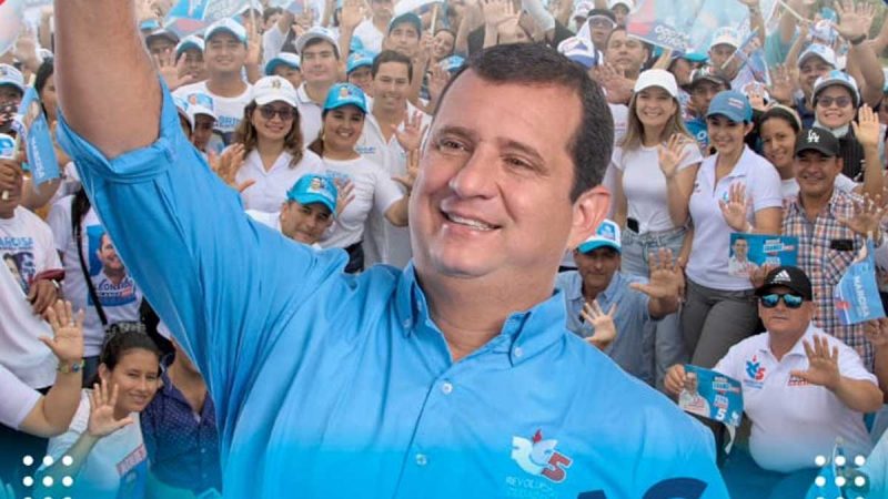 Mediante redes Leonardo Orlando elegido nuevamente prefecto de Manabí agradeció a. Sus simpatizantes.