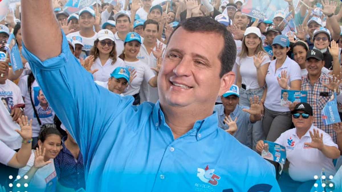 Mediante redes Leonardo Orlando elegido nuevamente prefecto de Manabí agradeció a. Sus simpatizantes.