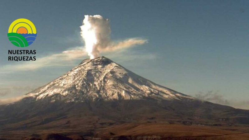 Parroquias de Pichincha registran caída de ceniza del Cotopaxi