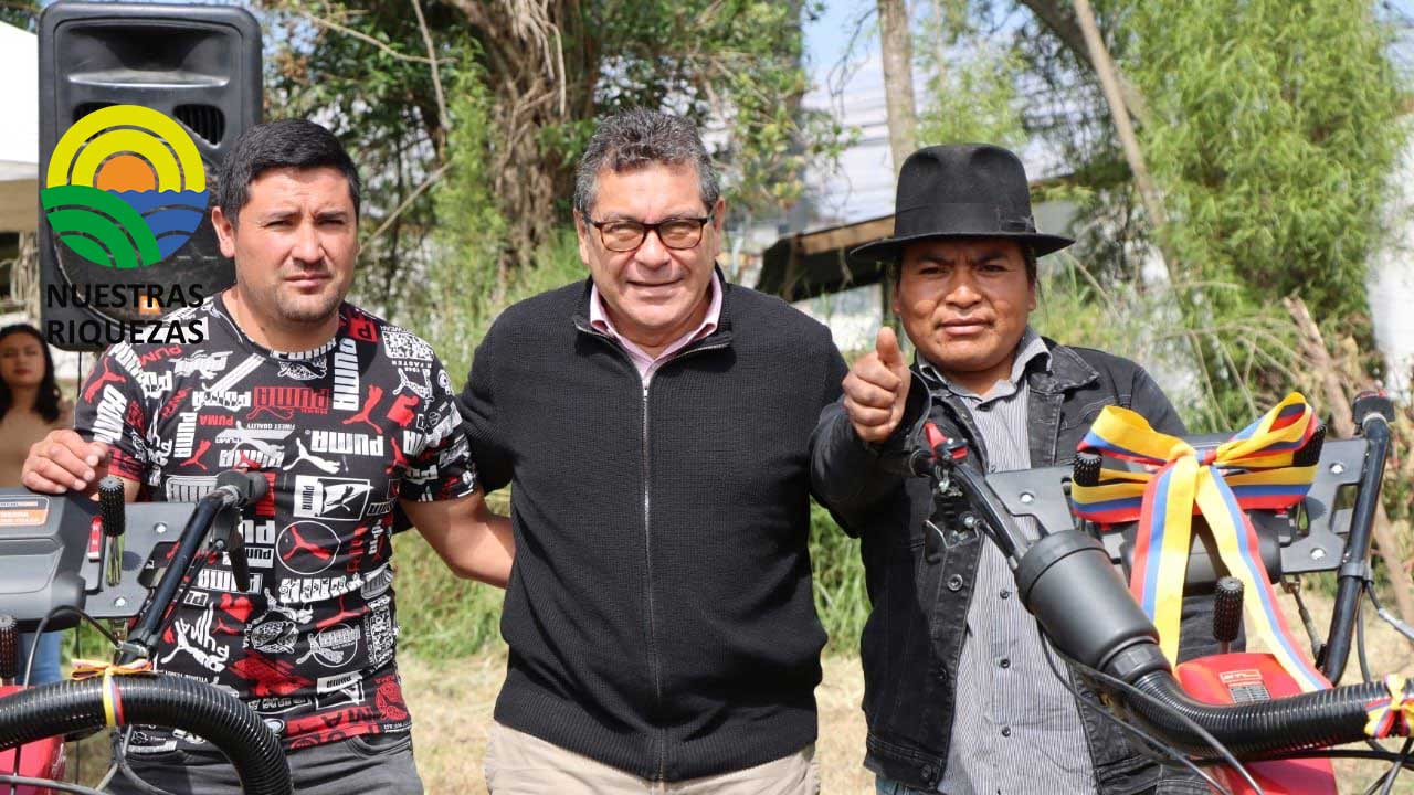 Con motocultores y tractores, MAG impulsa la mecanización del agro