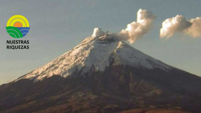 El Instituto Geofísico dio a conocer, en su último informe, que la actividad eruptiva del volcán Cotopaxi