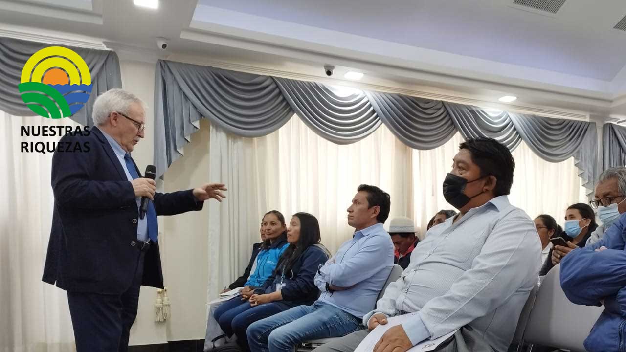 MAG impulsa el cooperativismo con proyectos productivos en Tungurahua