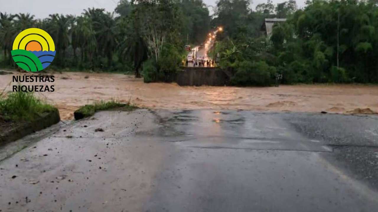 Titular del MTOP dio detalles sobre la reposición del puente sobre el río Blanco