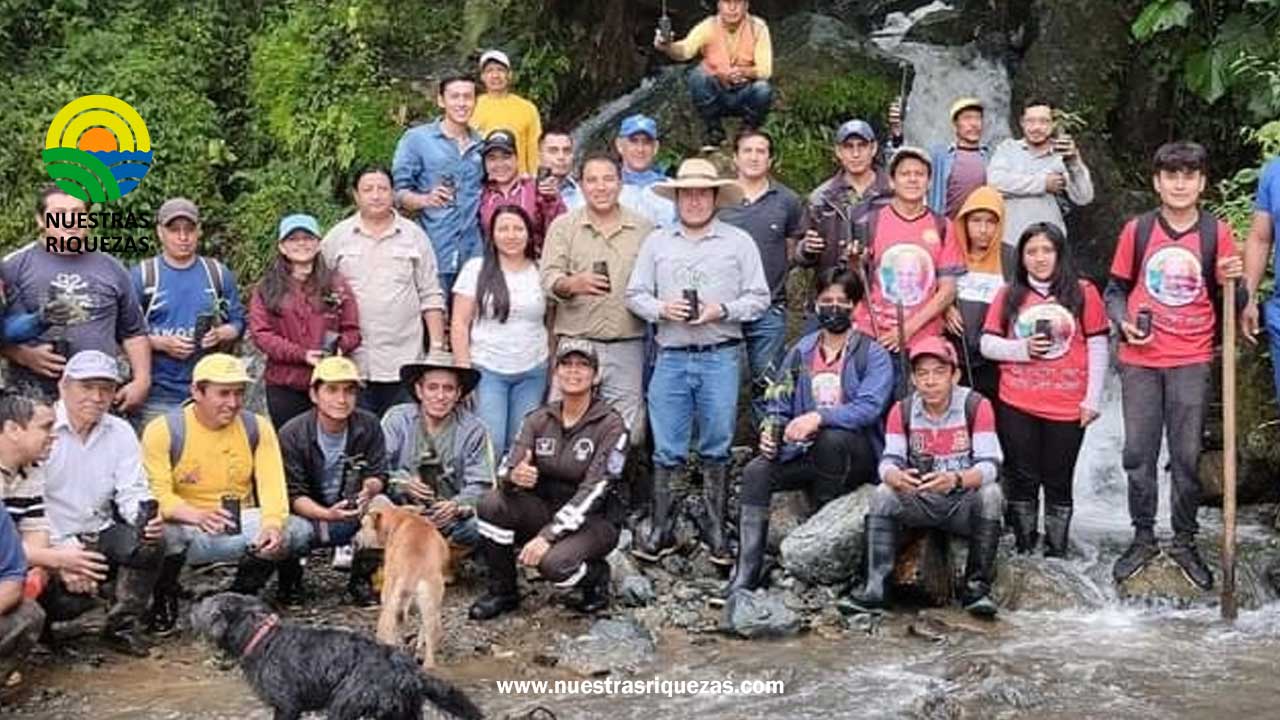 La Prefectura del Loja este fin de semana en el cantón Sozoranga