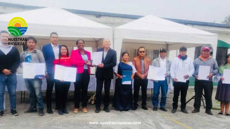 Más de 1 500 personas beneficiadas con insumos y nombramientos de cabildos comunales en Imbabura