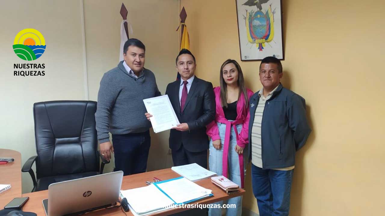 Organizaciones de Carchi reciben personería jurídica por parte del MAG