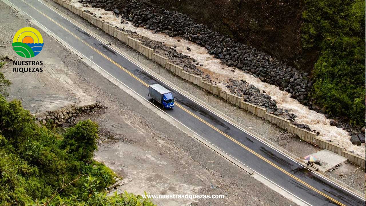 Rehabilitación de la vía Latacunga – La Maná se completó con una inversión de USD 14.8 millones