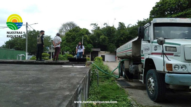 Ante la emergencia por la falta de agua potable que enfrenta la ciudad de Portoviejo, la prefectura de manabi y el GAD de Portoviejo unieron esfuerzos para brindar soluciones inmediatas