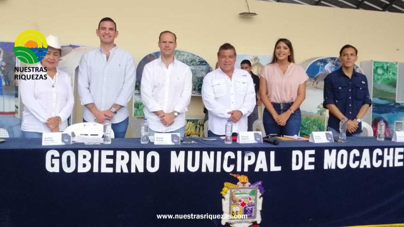 MAG entrega equipos e insumos para impulsar la mecanización del sector agropecuario de Los Ríos