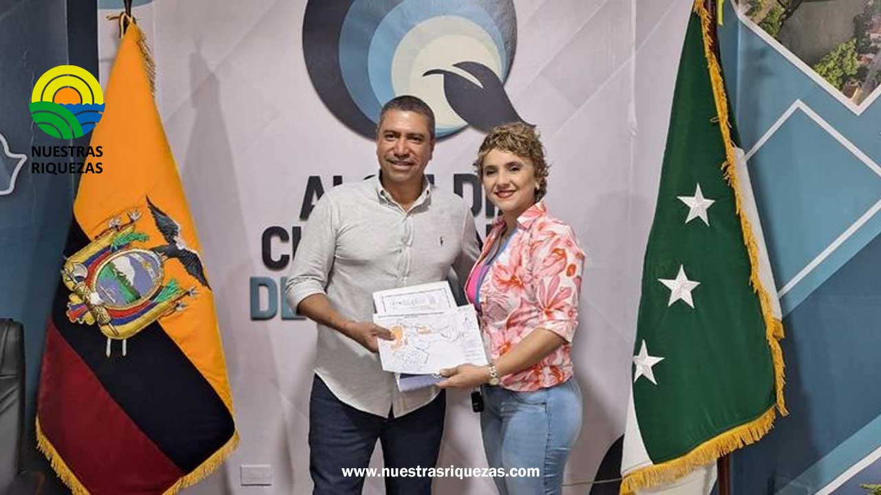 Ministerio de Agricultura y Ganadería entrega mapa de riesgos agropecuarios a Quinindé para enfrentar el Fenómeno del Niño