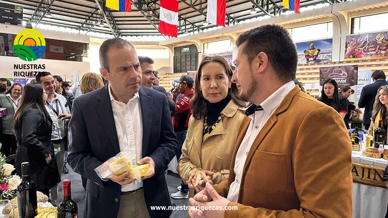 Ecuador impulsa iniciativa para promover a las pequeñas y medianas empresas