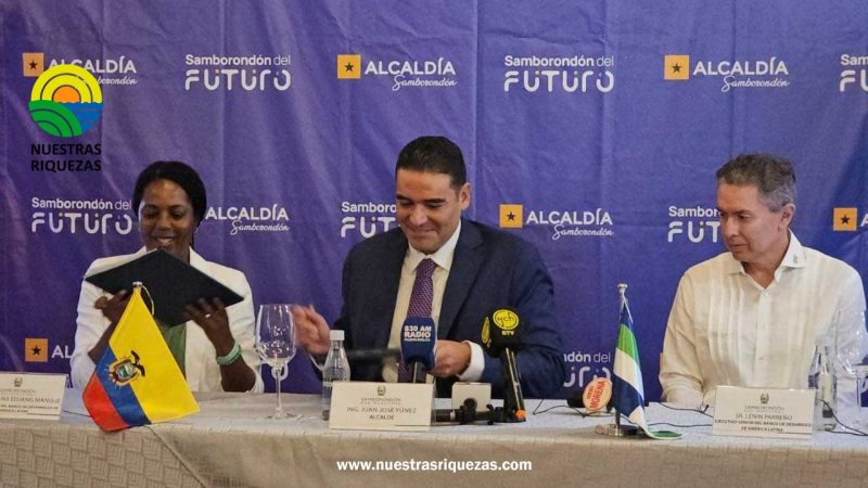 El Municipio de Samborondón y la CAF firman crédito para la construcción de planta potabilizadora de agua