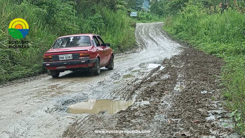 Indignación en San Pablo-Pozones por la deplorable situación de la vía intervenida el año pasado