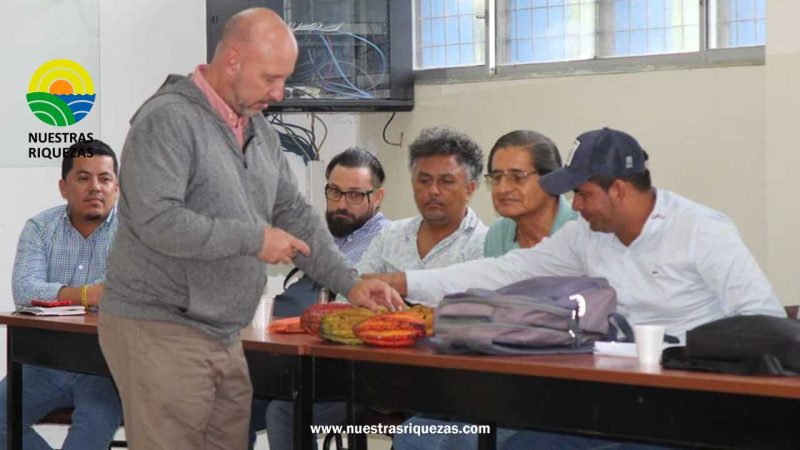 Instituciones se unen para mejorar la trazabilidad del cacao en Manabí